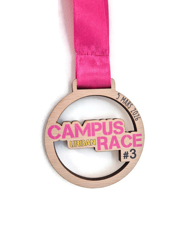 médaille en bois avec logo personnalisé en couleur par la fabrik bigoudene